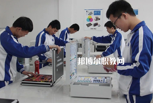 汕頭中博職業(yè)技術(shù)學(xué)校2021年學(xué)費、收費多少