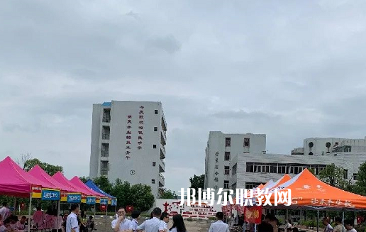 汕頭潮陽(yáng)建筑職業(yè)技術(shù)學(xué)校2021年學(xué)費(fèi)、收費(fèi)多少