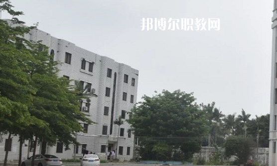 吳川職業(yè)高級中學(xué)怎么樣、好不好