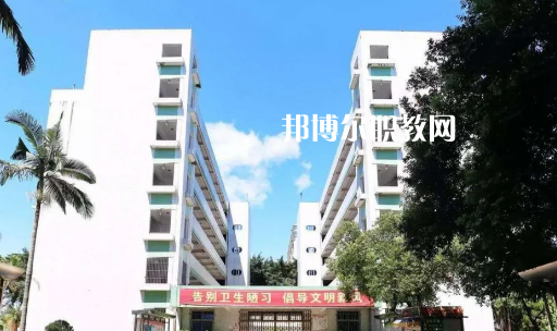揭陽綜合中等專業(yè)學校2021年招生辦聯(lián)系電話