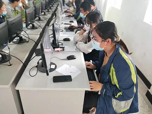 江蘇省金山中等專業(yè)學校2021年報名條件、招生要求、招生對象