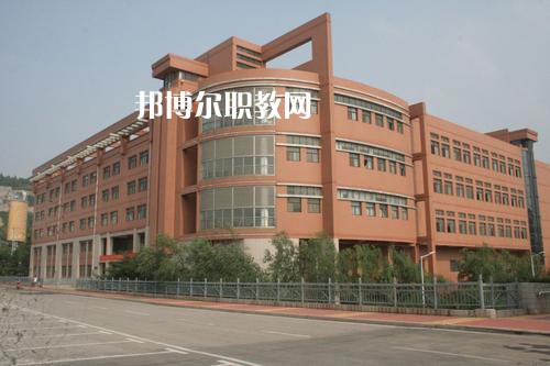 四川長虹職業(yè)技術(shù)學(xué)校2021年報名條件、招生要求