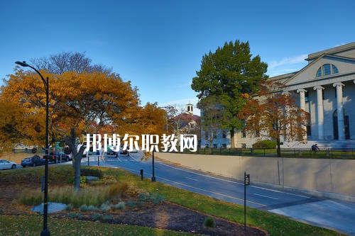 四川省工業(yè)設(shè)備安裝技工學(xué)校2021年報名條件、招生要求