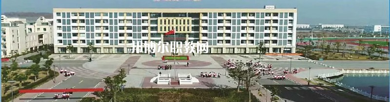 霍山職業(yè)學校2021年報名條件、招生要求、招生對象
