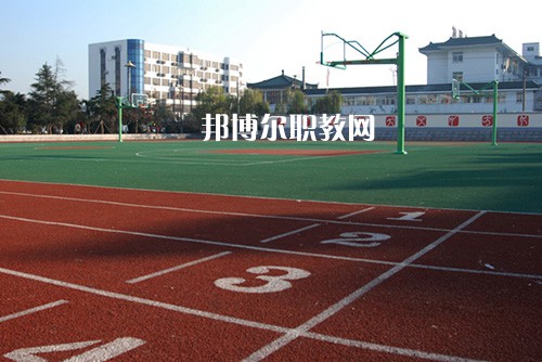 揚(yáng)州生活科技學(xué)校怎么樣、好不好