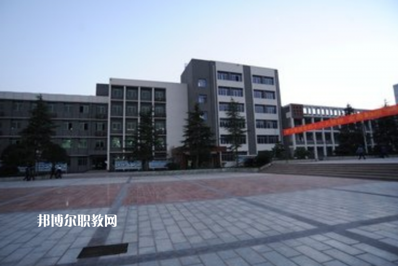 重慶2021年初中畢業(yè)能讀什么中專(zhuān)學(xué)校