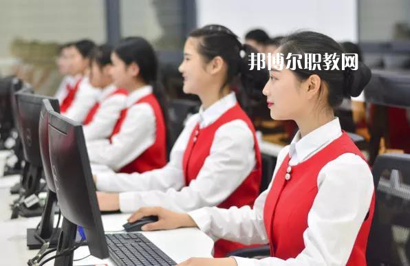 云龍縣民族職業(yè)高級中學(xué)2021年學(xué)費(fèi)、收費(fèi)多少