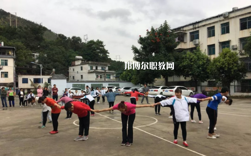 元陽縣民族職業(yè)高級(jí)中學(xué)2021年招生簡(jiǎn)章