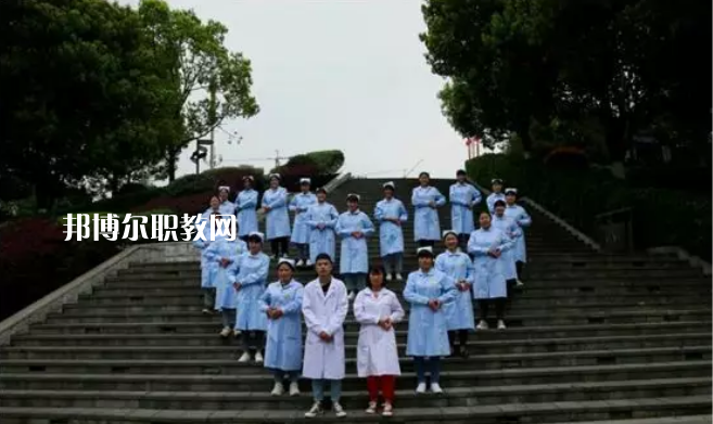 威信縣職業(yè)高級(jí)中學(xué)2021年學(xué)費(fèi)、收費(fèi)多少