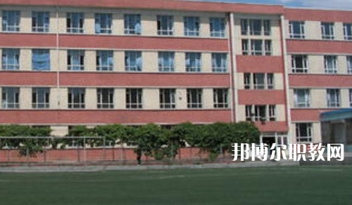 花溪區(qū)職業(yè)教育培訓(xùn)管理中心2021年報(bào)名條件、招生要求、招生對象