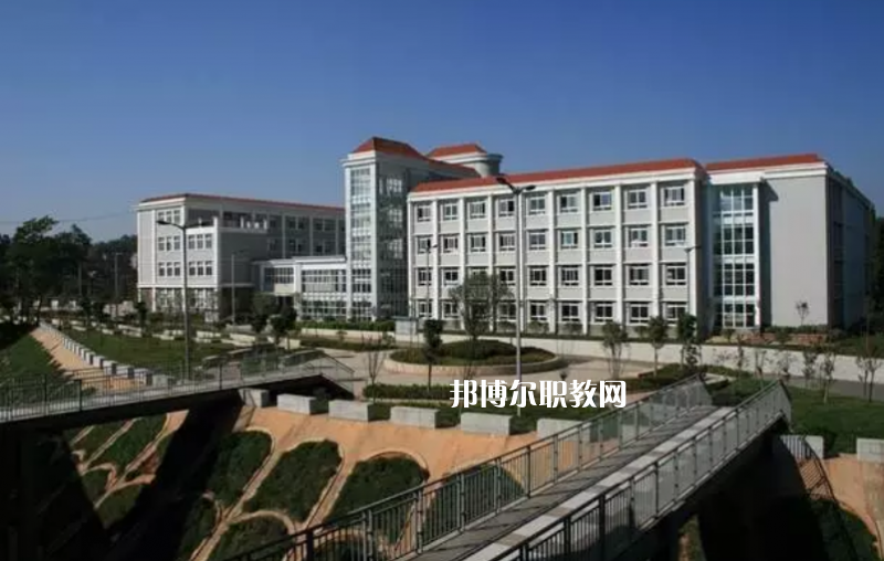 昆明官渡區(qū)職業(yè)高級(jí)中學(xué)2021年報(bào)名條件、招生要求、招生對(duì)象