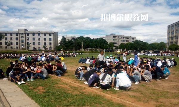 宜良縣職業(yè)高級(jí)中學(xué)怎么樣、好不好