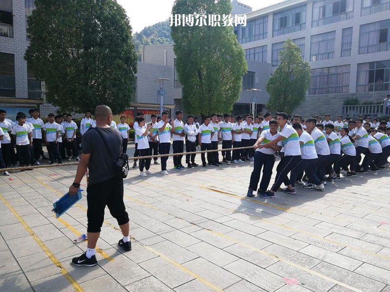 臨滄財(cái)貿(mào)學(xué)校2021年報(bào)名條件、招生要求、招生對(duì)象