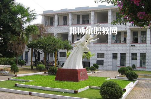 思茅衛(wèi)生學(xué)校怎么樣。好不好