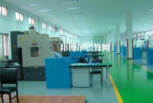 雅安航空工業(yè)聯(lián)合技工學(xué)校怎么樣、好不好
