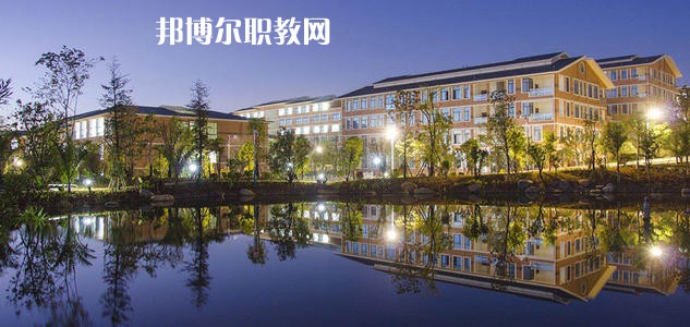 保山中醫(yī)藥高等專(zhuān)科學(xué)校2021年招生辦聯(lián)系電話