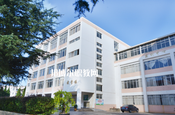 云南中醫(yī)藥中等?？茖W(xué)校2021年有哪些專業(yè)