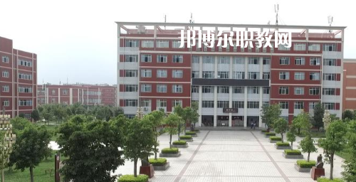 西昌現代職業(yè)技術學校2021年招生辦聯系電話
