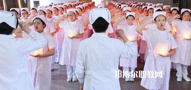 云南中醫(yī)藥中等專(zhuān)業(yè)學(xué)校怎么樣、好不好