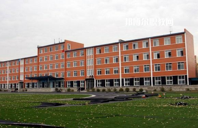 云南楚雄工業(yè)學校2021年報名條件、招生要求、招生對象