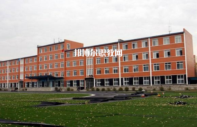 云南楚雄工業(yè)學(xué)校怎么樣、好不好