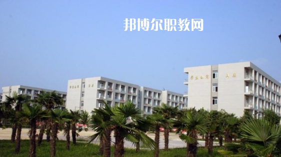云南夏蒙衛(wèi)生學(xué)校2021年報名條件、招生要求、招生對象