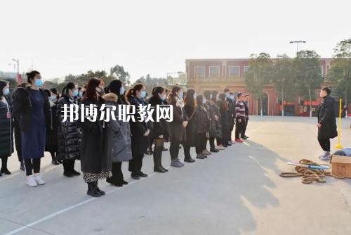 四川五月花技師學(xué)院2021年學(xué)費(fèi)、收費(fèi)多少
