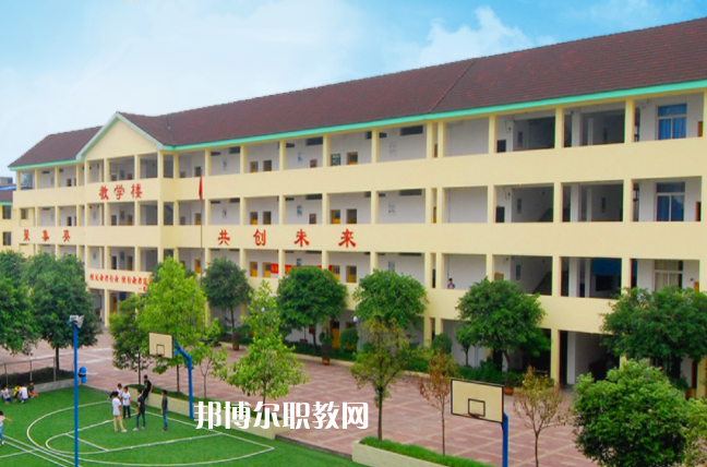 重慶聚英技工學(xué)校2021年報(bào)名條件、招生要求、招生對(duì)象