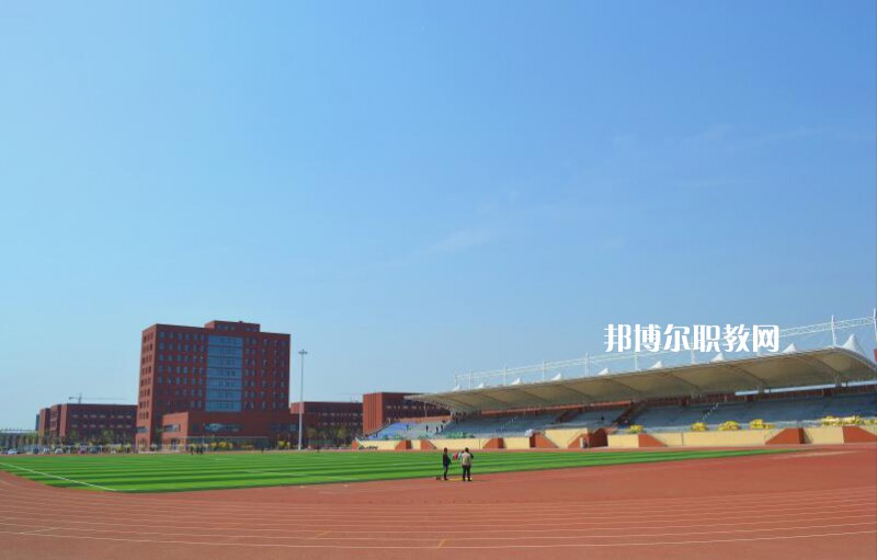 滄州渤海中等專業(yè)學校2022年報名條件、招生要求、招生對象