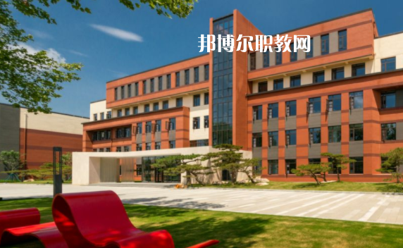 保定科技中等專業(yè)學(xué)校怎么樣、好不好