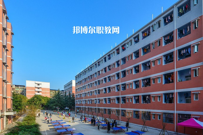 秦皇島市燕?？萍悸殬I(yè)學校2022年報名條件、招生要求、招生對象