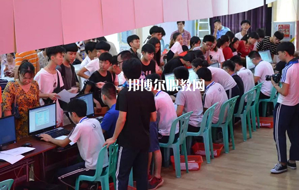 普寧科技職業(yè)技術(shù)學(xué)校怎么樣、好不好
