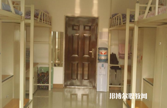 鶴山職業(yè)技術學校2022年宿舍條件