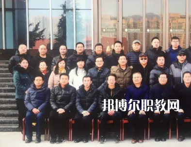 平?jīng)鲶w育運(yùn)動(dòng)學(xué)校2022年報(bào)名條件、招生要求、招生對(duì)象 