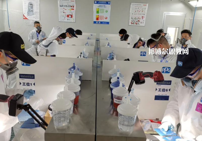 貴州交通運輸學(xué)校2022年報名條件、招生要求、招生對象
