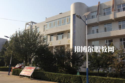 保定滿城職業(yè)技術(shù)教育中心2022年學(xué)費(fèi)、收費(fèi)多少