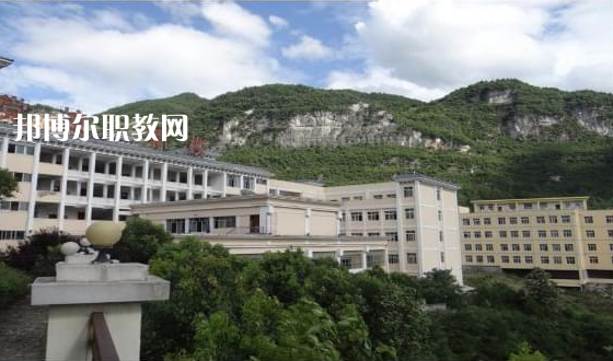 德慶縣中等職業(yè)學(xué)校2022年報(bào)名條件、招生要求、招生對(duì)象