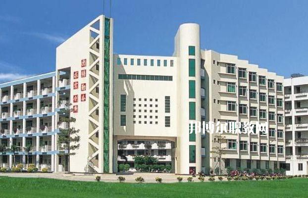 重慶第二農(nóng)業(yè)學(xué)校2022年學(xué)費(fèi)、收費(fèi)多少 