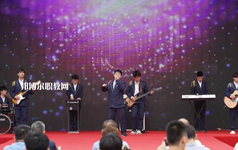 南京中華中等專業(yè)學(xué)校怎么樣、好不好