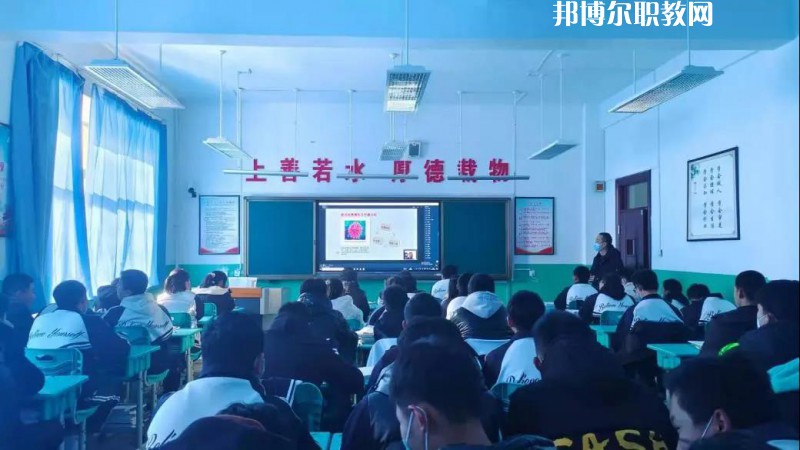 敦煌藝術旅游中等專業(yè)學校怎么樣、好不好