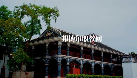 遵義職業(yè)技術(shù)學(xué)校2022年報(bào)名條件、招生要求、招生對(duì)象