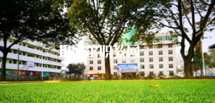 德陽(yáng)應(yīng)用技術(shù)職業(yè)學(xué)校2022年報(bào)名條件、招生要求、招生對(duì)象