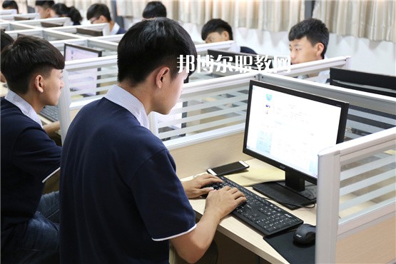 石家莊財(cái)經(jīng)商貿(mào)學(xué)校2022年報(bào)名條件、招生要求、招生對(duì)象
