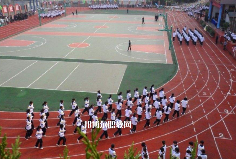 重慶巫溪縣職業(yè)教育中心2022年報(bào)名條件、招生要求、招生對(duì)象