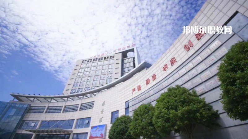江蘇省吳中中等專業(yè)學(xué)校2022年報(bào)名條件、招生要求、招生對象