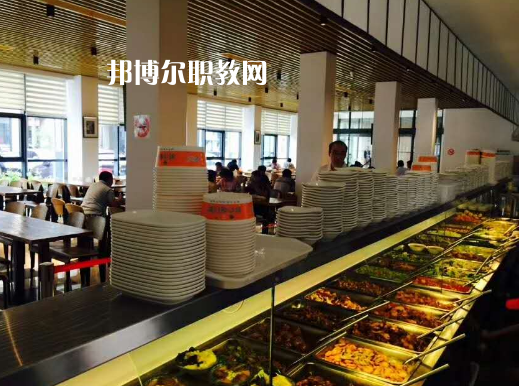 寶雞商貿交通職業(yè)學校2022年宿舍條件