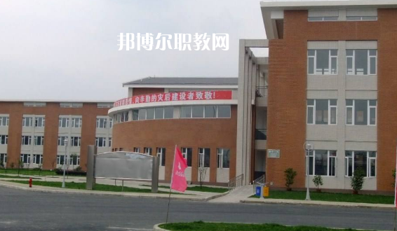 四川什邡職業(yè)中專學(xué)校2022年報名條件、招生要求、招生對象