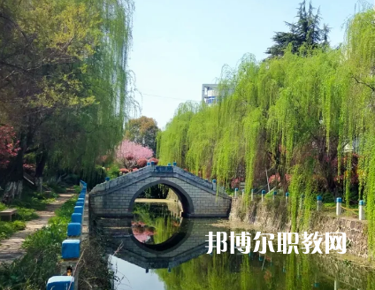 常州市工貿(mào)高級(jí)技工學(xué)校2022年報(bào)名條件、招生要求、招生對(duì)象