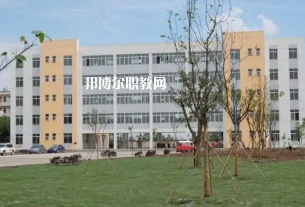 四川省廣漢市職業(yè)中專學(xué)校2022年報名條件、招生對象、招生要求