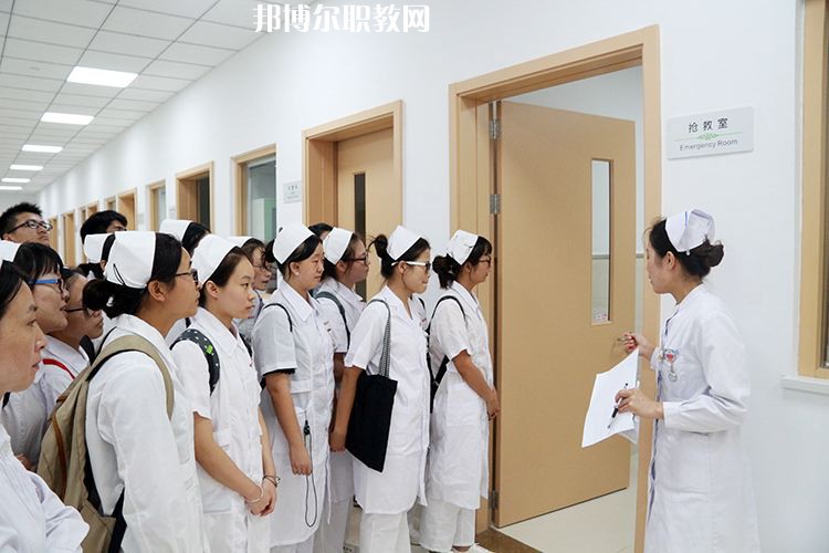 石家莊百富勤中等專業(yè)學(xué)校2022年報(bào)名條件、招生要求、招生對(duì)象